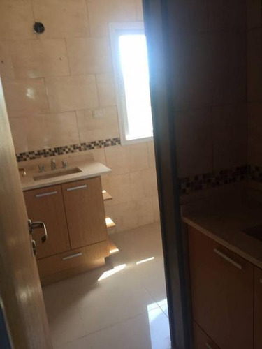 Venta - Casa En Los Alcanfores - Bayugar Negocios Inmobiliarios