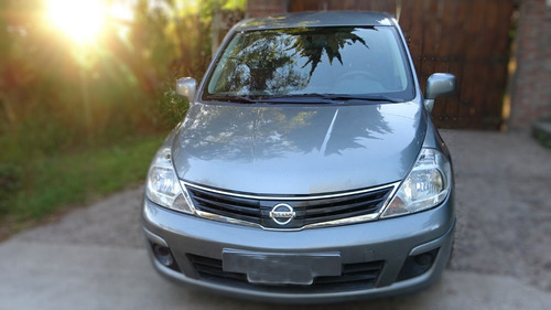 Nissan Tiida 1.8 Visia 5 p