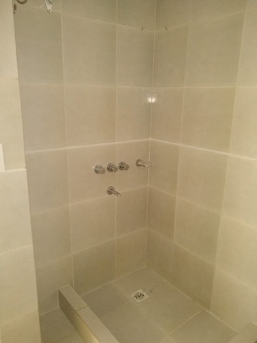 Imagen 8 de 14 de Departamento En Venta En Moron Centro