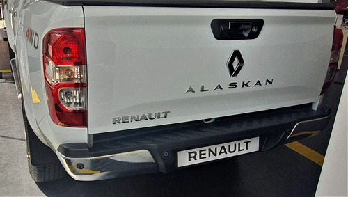 Imagen 8 de 19 de Renault Alaskan 2.3bt Iconic Mt 4x4 Utilitario Volkswagen G