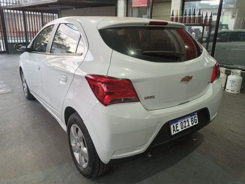 Chevrolet Onix 1.4 Lt 98cv
