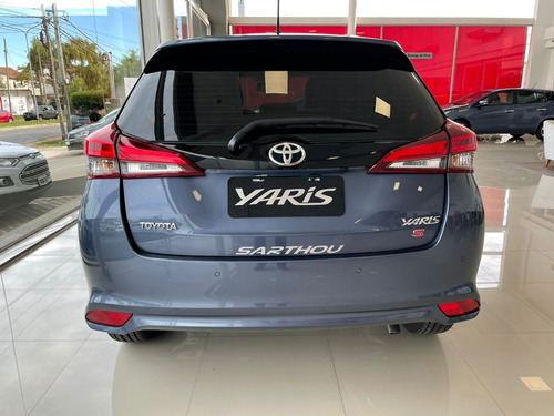 Imagen 6 de 12 de Toyota Yaris 1.5 107cv S 5p Sarthou