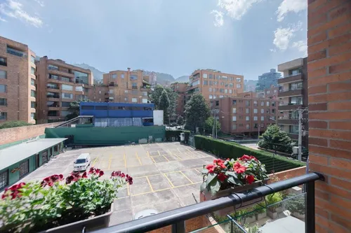 Apartamento En Arriendo En El Chico. Cod A2775
