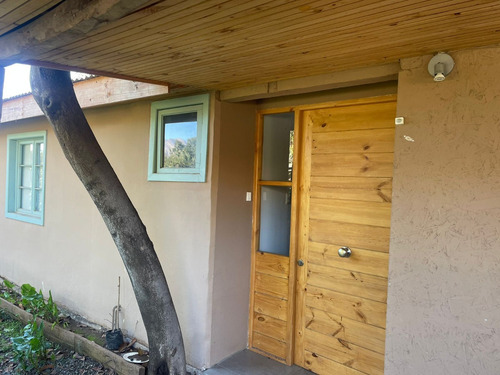 Acogedora Casa En Arriendo En Pirque