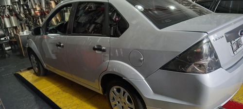 Imagen 16 de 18 de Ford Fiesta Max Fiesta Max1.6
