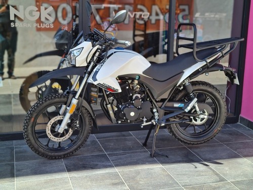 Imagen 1 de 10 de Vento Workman 250 Cc Buen Fin