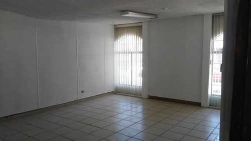 Imagen 5 de 13 de Casa En Venta Fracc. Residencias