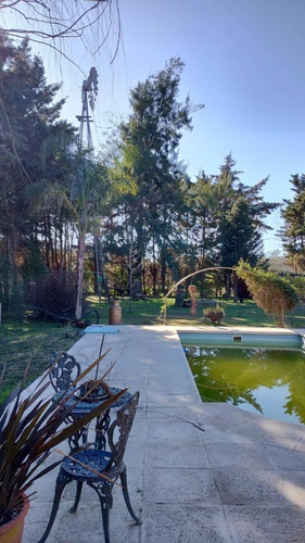 Venta Casa Quinta Estilo Colonial. Lujan 4 Domritorios