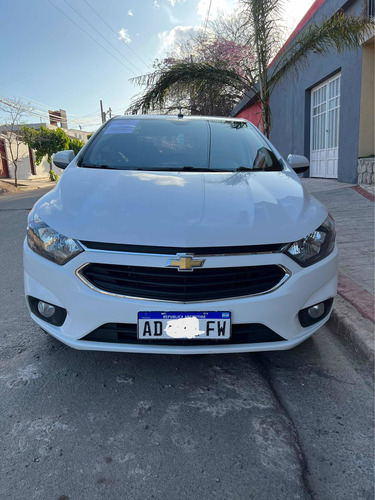Imagen 2 de 10 de Chevrolet Prisma 2019 1.4 Lt 98cv