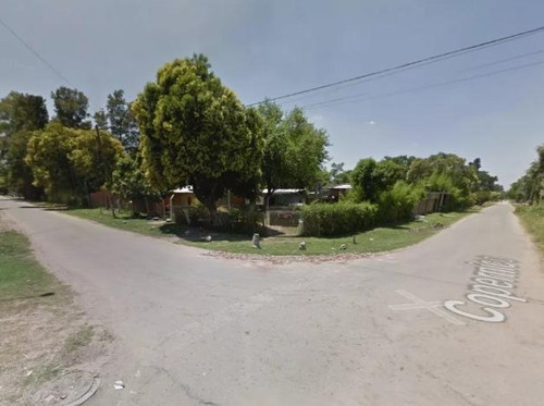 Casa En Venta - 2 Dormitorios 1 Baño - Cochera - 800mts2 - Paso Del Rey