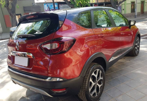 Imagen 3 de 8 de Renault Captur 2.0 Intens 2017 / Nafta / Mendoza