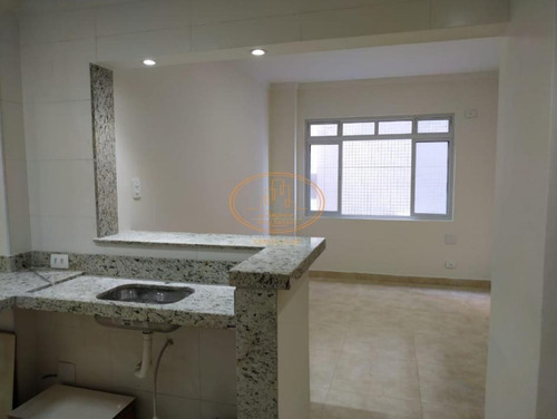 Apartamento Com 1 Dormitório(s) Localizado(a) No Bairro José Menino Em Santos / Santos - 6599