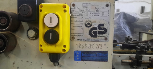 Pegadora De Cajas Marca Jagenberg Modelo Diana 105-2 (Usado)