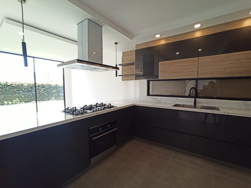 Hermosa Casa Para Estrenar En Condominio Merlot - Chía (18410).
