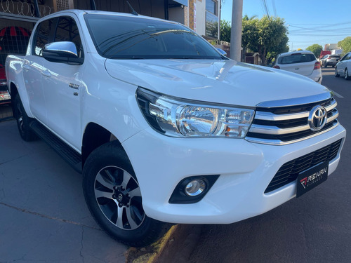 Toyota Picape Cabine Dupla Toyota Hilux Cabine Dupla 2.7 SRV CD 4x2 (Flex) (Aut)