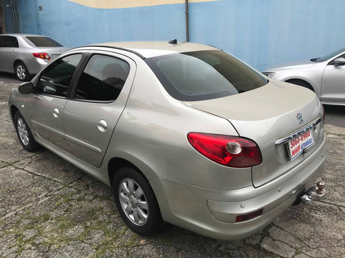 Peugeot 207 1.4 Xr Passion Sport 8v Flex 4p Manual