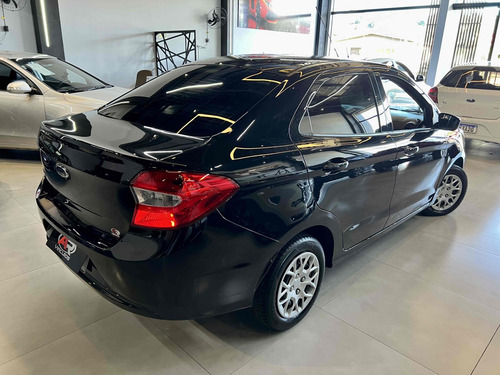 Ford KA SEDAN 1.5 SIGMA FLEX SE MANUAL