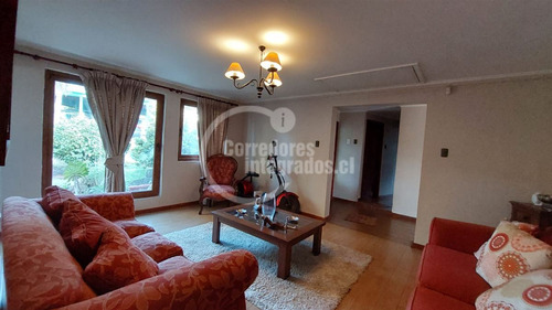 Casa En Venta De 5 Dormitorios En Santo Domingo
