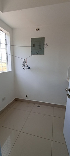 Imagen 21 de 25 de Amplio Apartamento Con Terraza