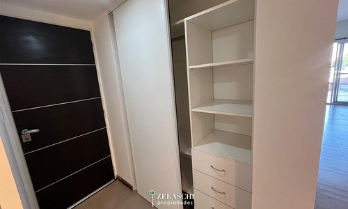 Departamento Mono Ambiente En Venta: Calle Sarmiento - Caseros -zelaschi Propiedades