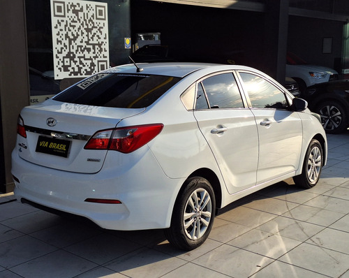 Hyundai HB20S 1.6 Comfort Plus Flex Aut. 4p