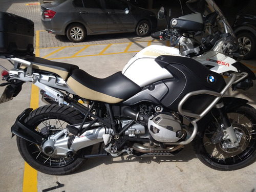 Motociceta Bmw Gs 1200 Adventure Ano 2012 Com Bau Traseiro 