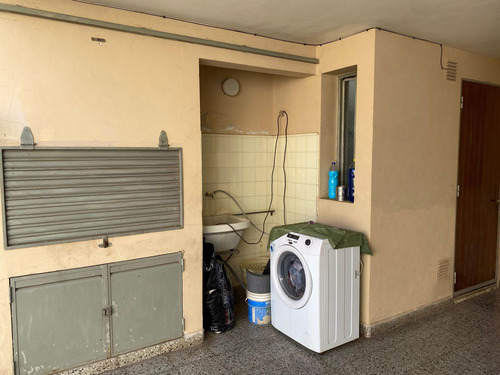 Casa+ Galpón En Venta Sobre Sgto Cabral Sjn