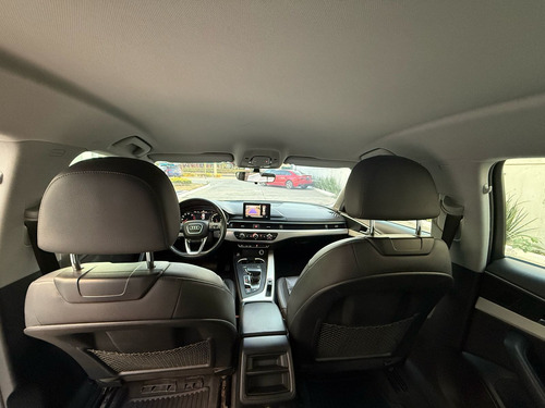 Audi A4 2.0 T Select 190hp Dsg