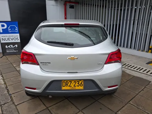 Chevrolet Onix 1.4 Ltz 5 p
