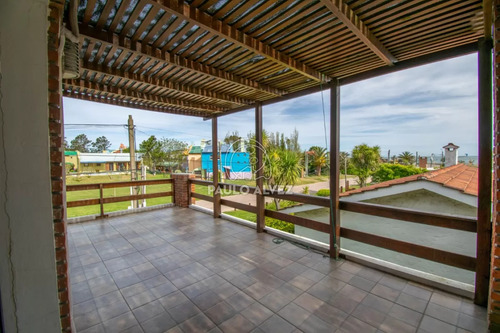 Dúplex Modernos, A Metros Del Mar . Piriapolis Balneario Ideal Para La Familia