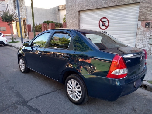 Toyota Etios 1.5 Sedan Xls 2015