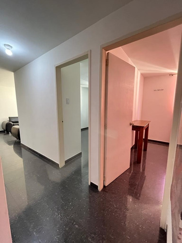 Imagen 10 de 11 de Montecarlo Apartamento En Alquiler
