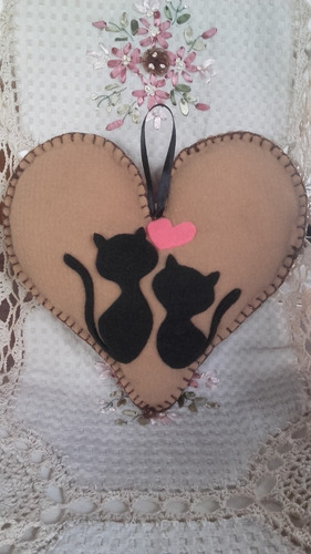 Almohadón Shabby Chic Corazón Gatitos Enamorados