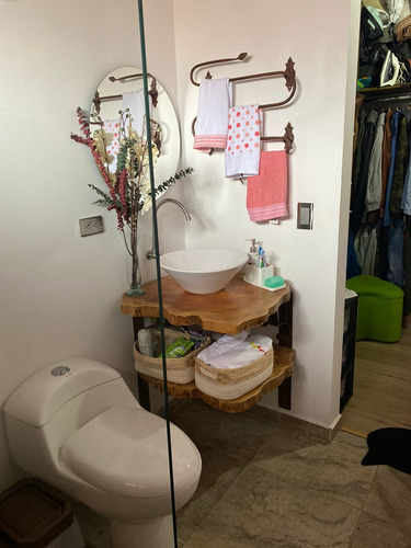Apartamento Segunto Piso + Mansarda En Venta En La Ceja (barrio La Aldea)