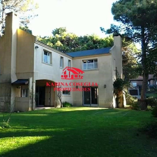 Casa  En Venta Ubicado En Pinamar, Costa Atlántica, Buenos Aires