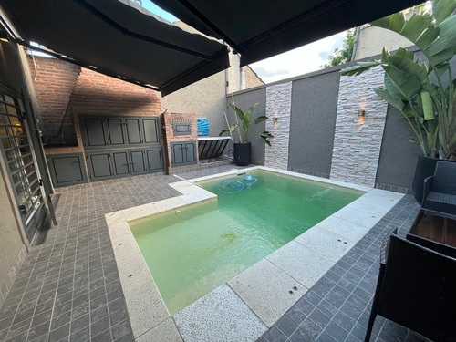 Venta Casa De 5 Amb En Villa Sarmiento El Palomar