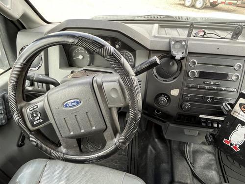 High Rail Ford F250 Super Duty Crew Cab Año 2013 Folio 17879