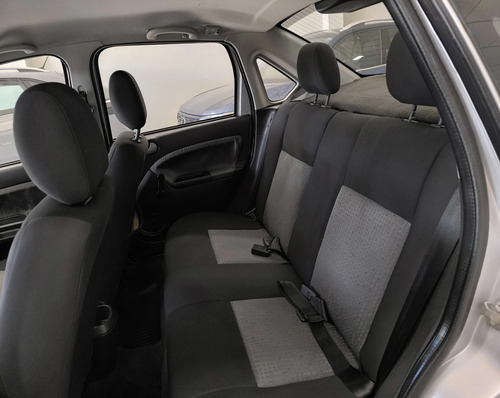 Ford Fiesta 1.6 MPI CLASS SEDAN 8V FLEX 4P MANUAL