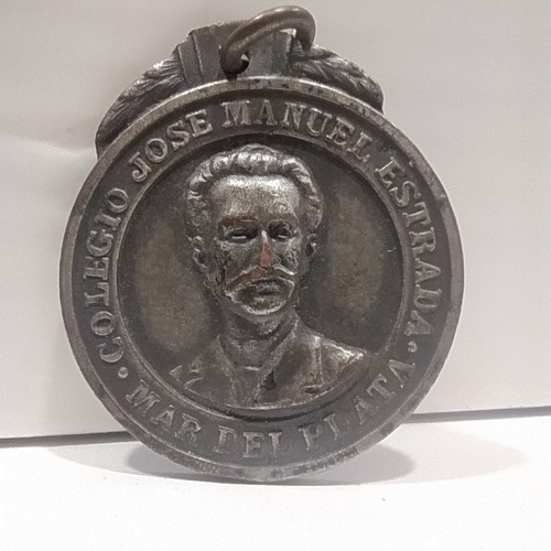 Antigua Medalla Al Mérito Colegio Estrada Mar Del Plata #3