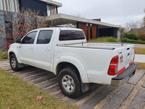 Toyota Hilux 3.0 Cd Sr 171cv 4x2 - B3