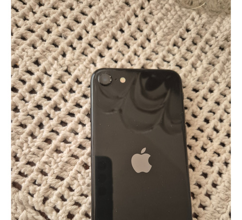 Apple iPhone SE (2da Generación) 64 Gb - Usado