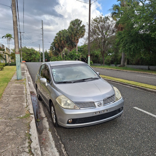 Nissan Tiida 2007 Poco Uso