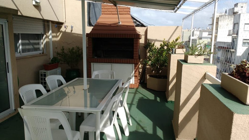 Imagen 27 de 30 de 3 Ambientes Con Dependencia Con Balcón Terraza Y Vista Lateral Al Mar
