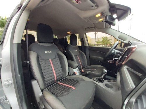 Fiat Toro - 2017 1.8 16v Evo Flex Freedom Open Edition Plus