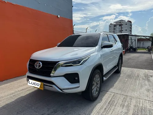 Toyota Fortuner Srv 2023 Único Dueño Como Nueva