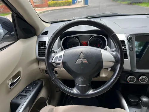 Mitsubishi Outlander 2.4