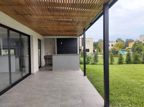 Imagen 16 de 21 de Casa En Venta En Los Olivares