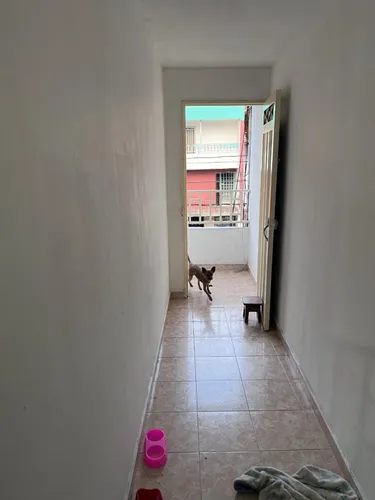 Edificio De 4 Pisos Con 3 Apartamentos Y Un Local