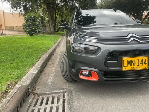 Citroën C4 Cactus 1.6 Shine Turbo Aut