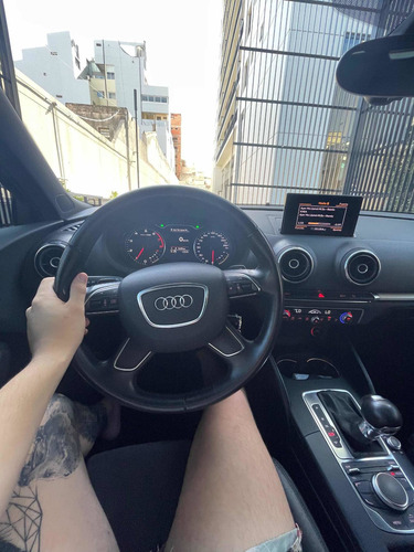 Audi A3 2013 1.8 T Fsi Stronic 180cv